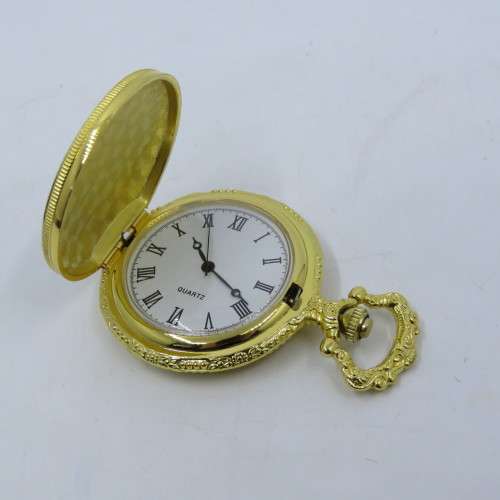 Pocket Watches 1890 s Style Love Bird full hunter quartz pocketwatch Hachette pocketwatch collection 5 Working was listed for 0.00 on 5 May at 13 46 by Unieke Antieke in Cape Town ID 614034513